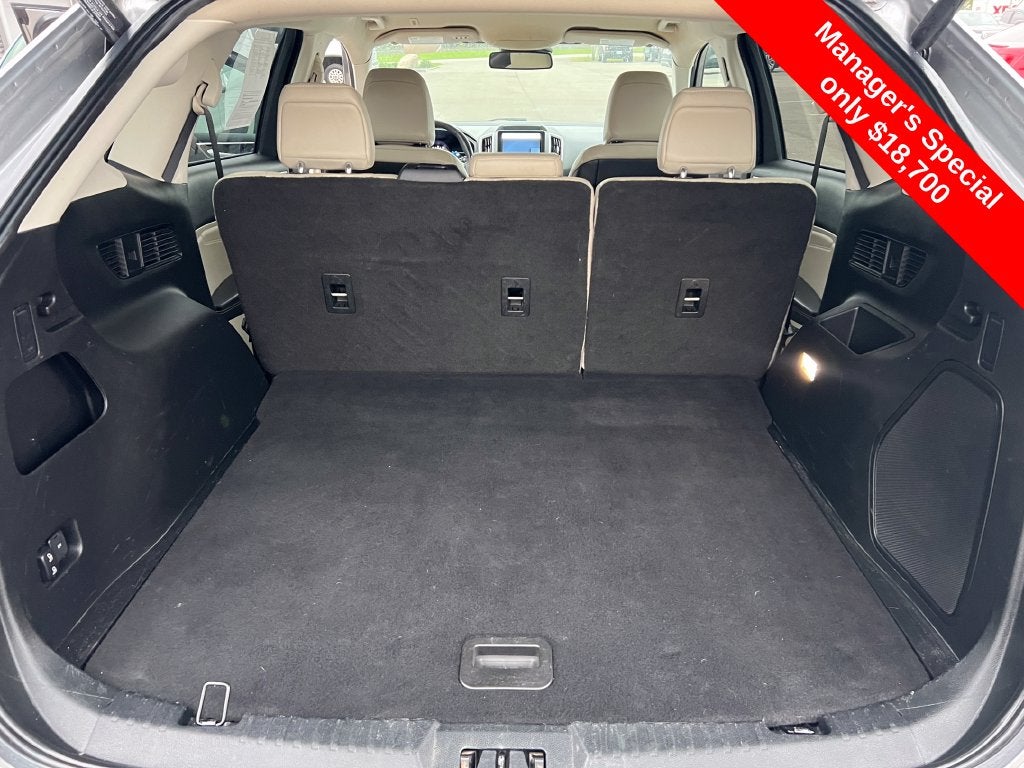 2022 Ford Edge Titanium