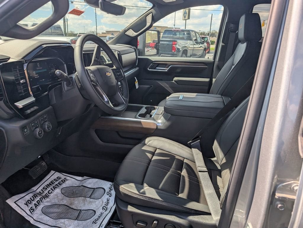 2026 Chevrolet Silverado 3500 HD High Country DRW