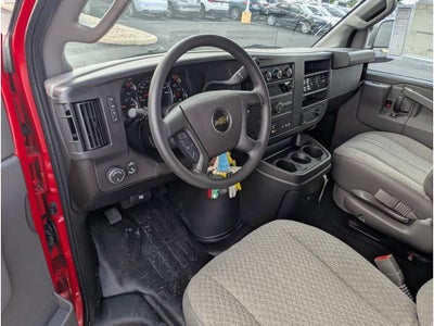 2025 Chevrolet Express Cargo WT