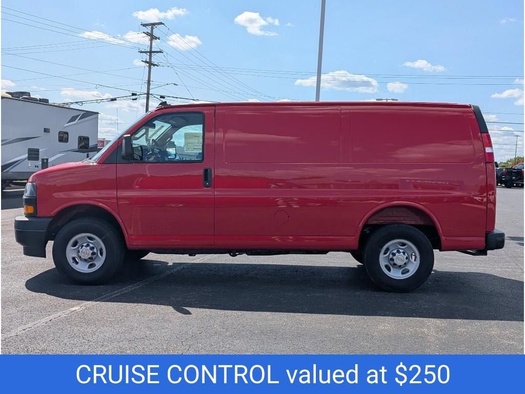 2025 Chevrolet Express Cargo WT