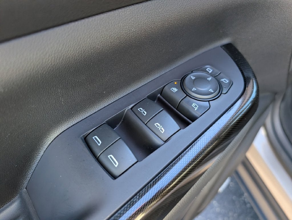 2022 GMC Acadia AT4