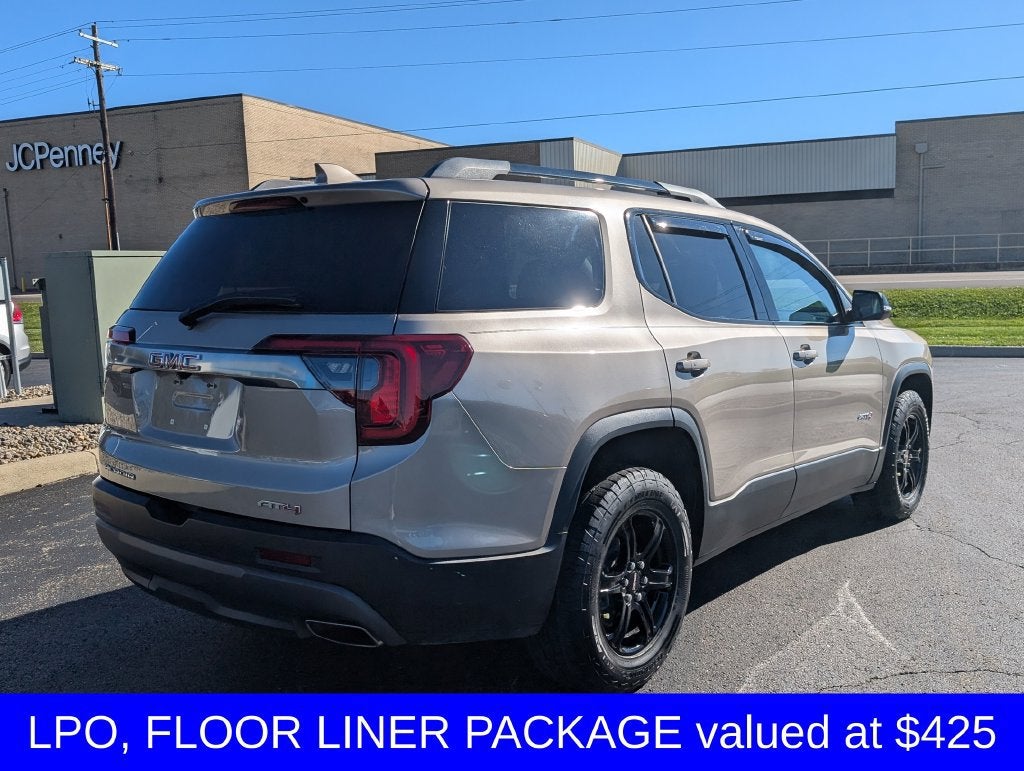 2022 GMC Acadia AT4