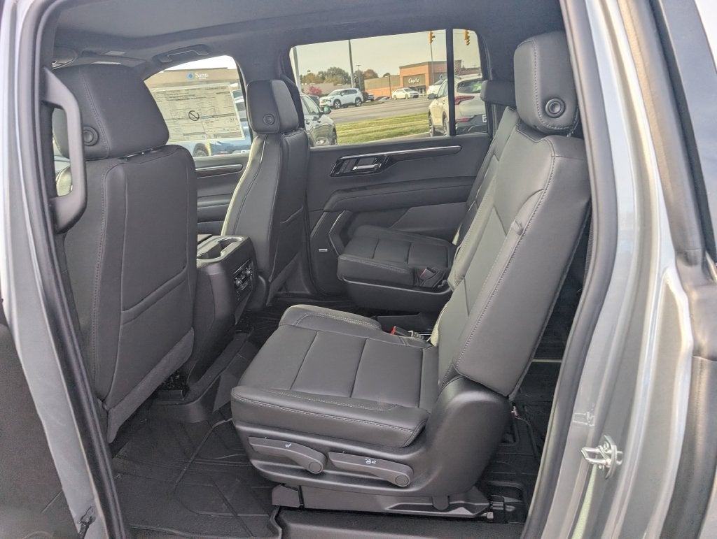 2027 Chevrolet Suburban LT