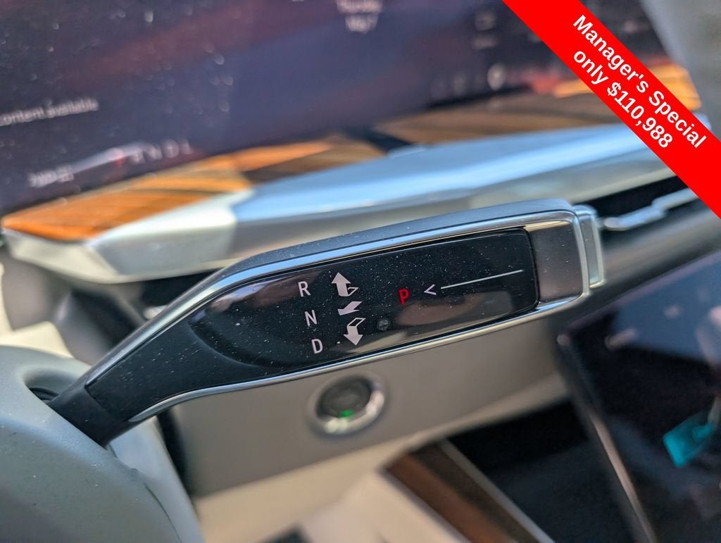 2025 Cadillac Escalade Sport Platinum