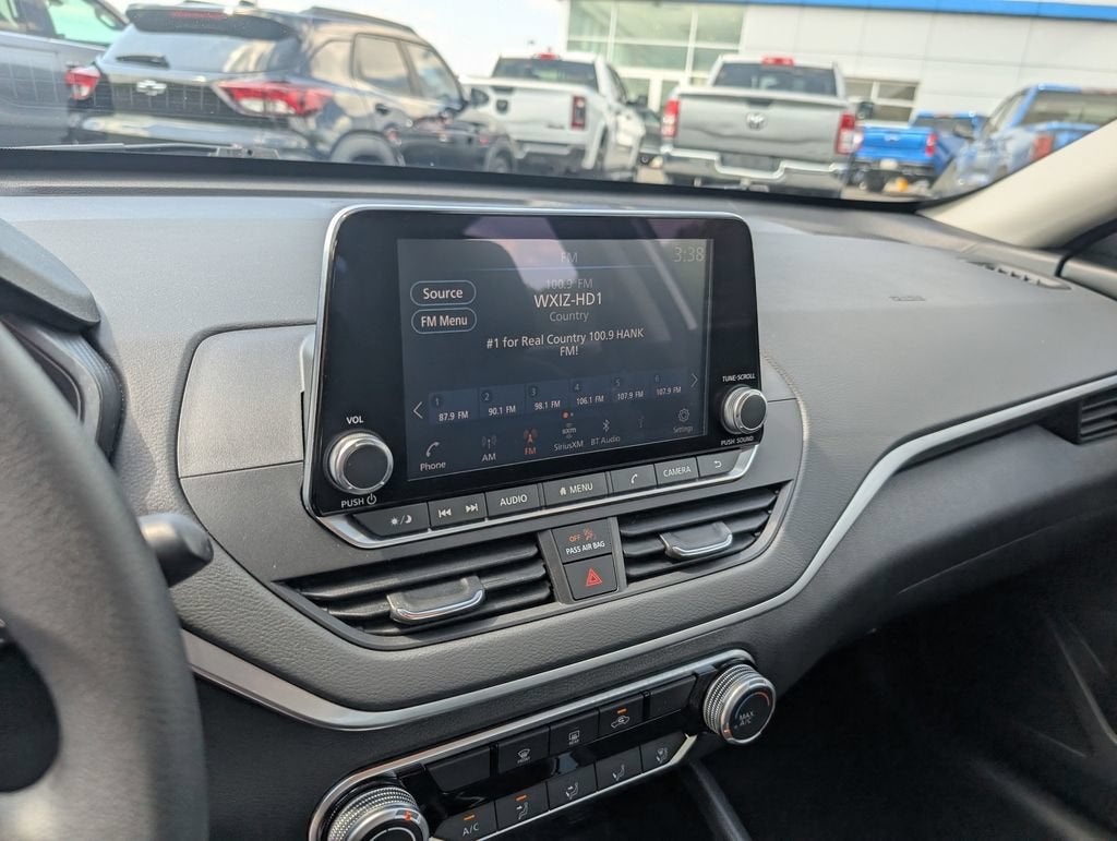 2021 Nissan Altima 2.5 SV