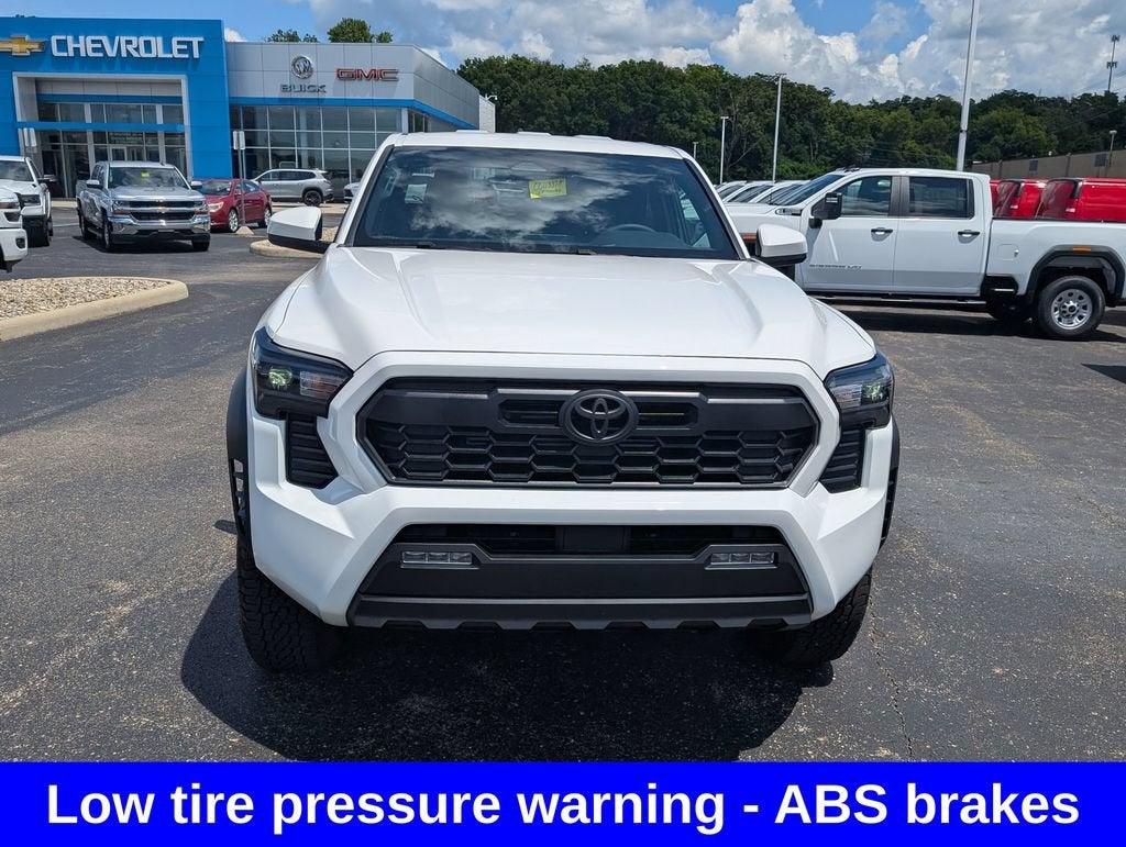 2025 Toyota Tacoma 4WD SR