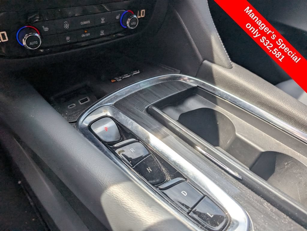 2024 Buick Enclave Essence