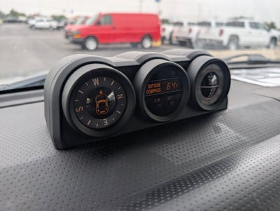 2014 Toyota FJ Cruiser Base