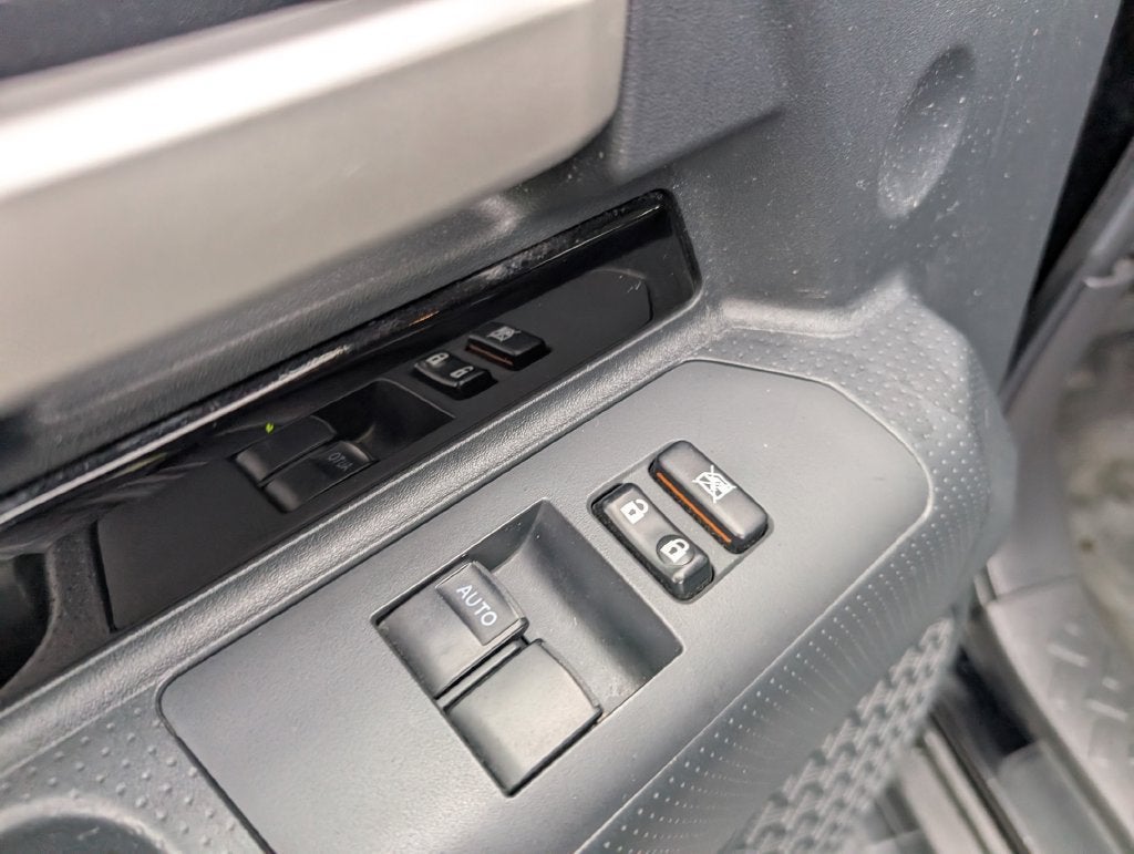 2014 Toyota FJ Cruiser Base