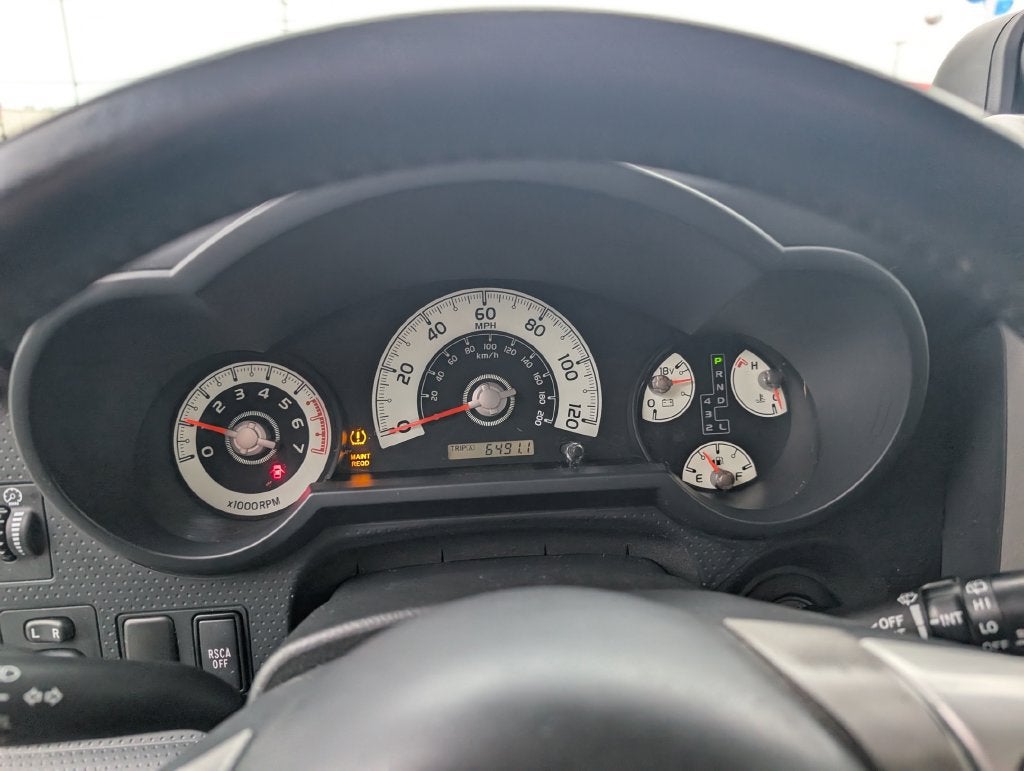2014 Toyota FJ Cruiser Base