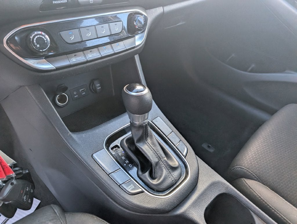 2020 Hyundai Elantra GT Base