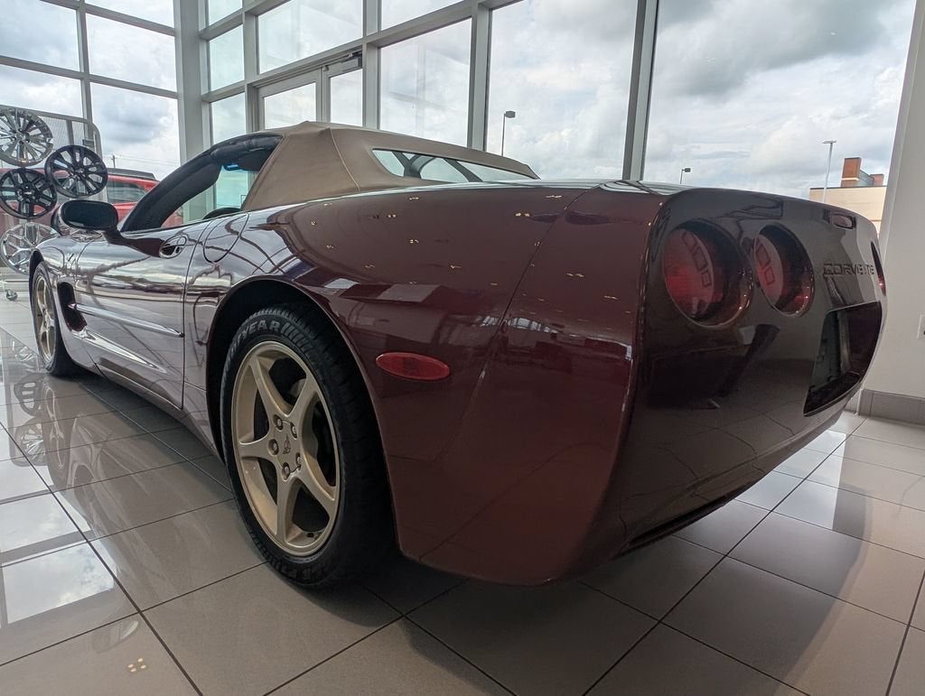 2003 Chevrolet Corvette Base