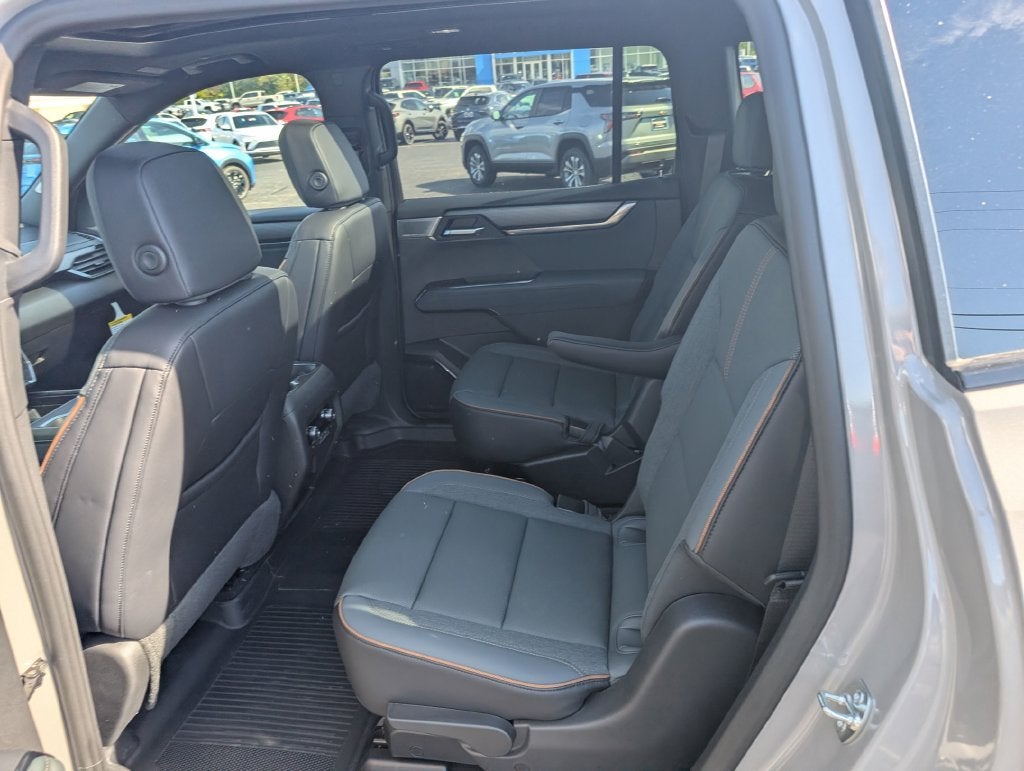 2027 GMC Acadia AT4