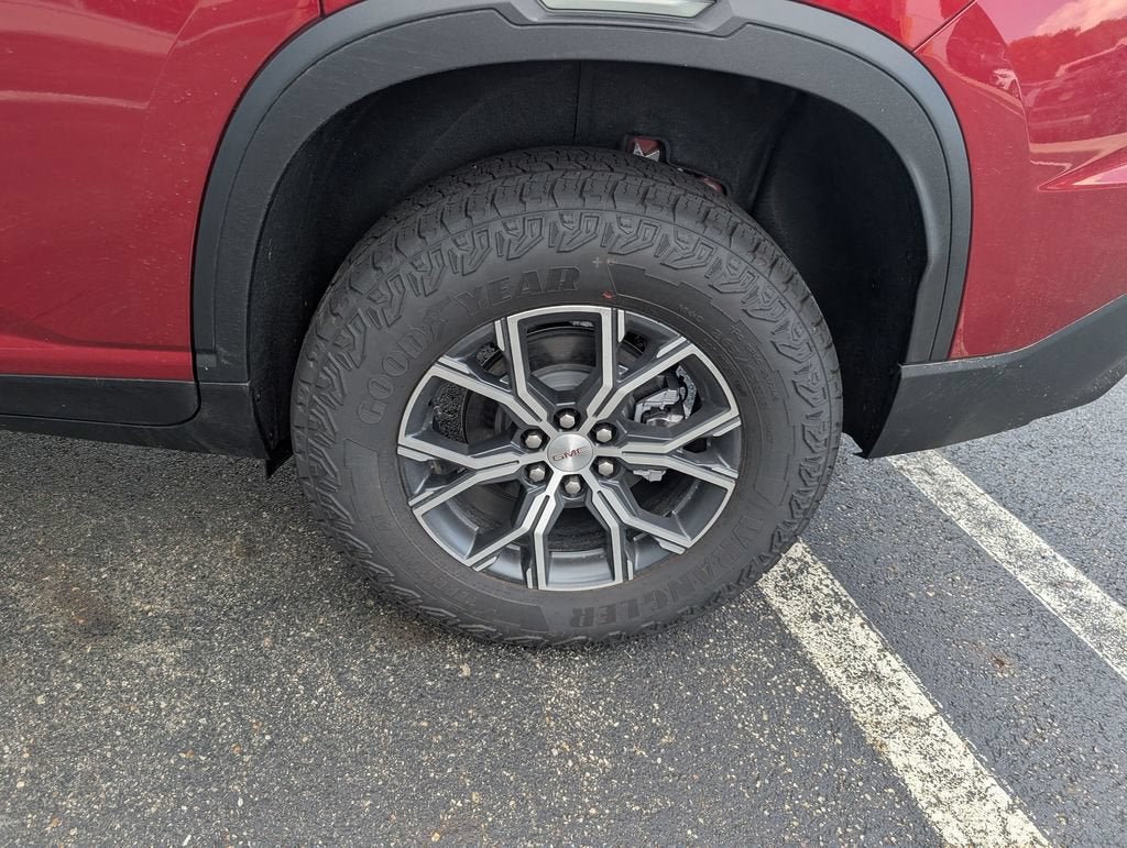 2027 GMC Acadia AT4