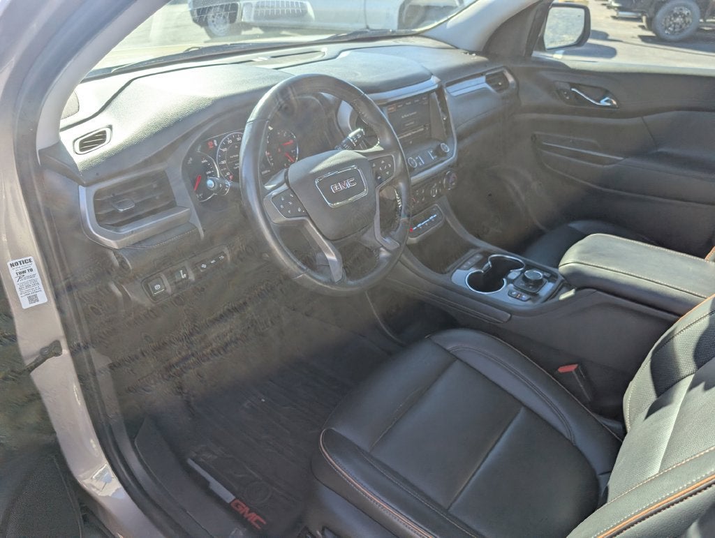2022 GMC Acadia AT4
