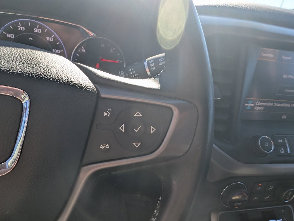 2022 GMC Acadia AT4
