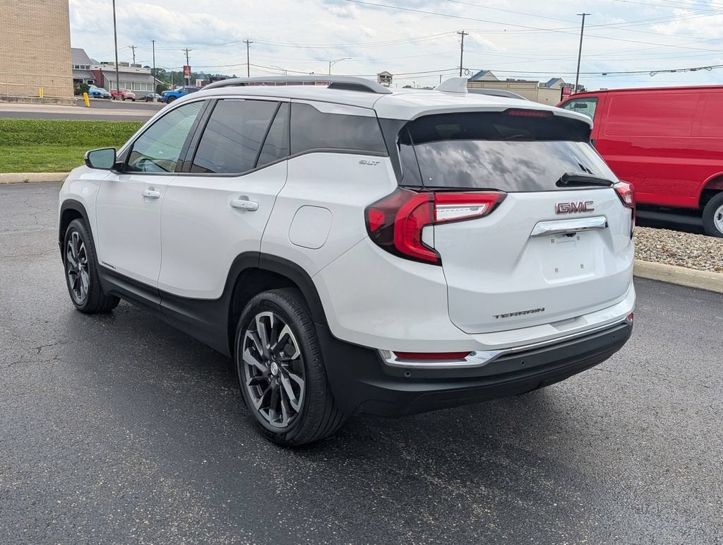 2022 GMC Terrain SLT