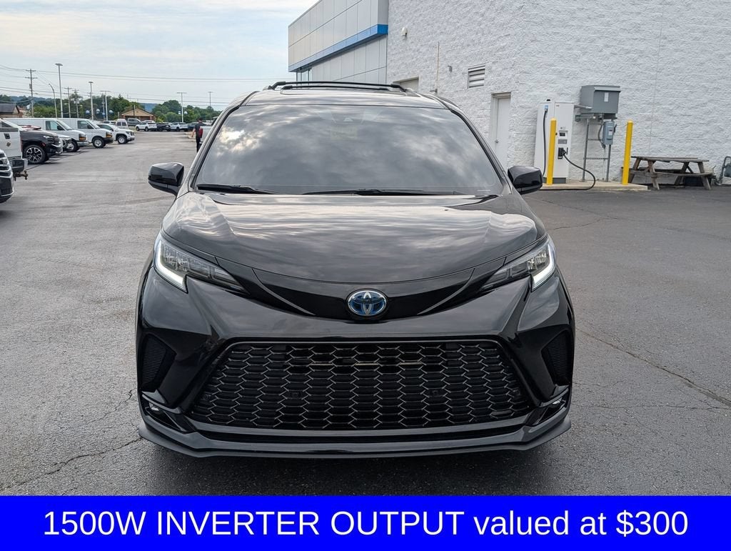 2025 Toyota Sienna XSE