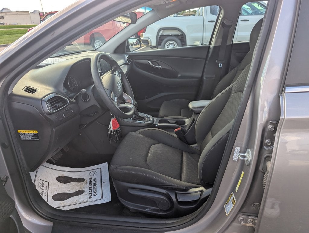 2020 Hyundai Elantra GT Base