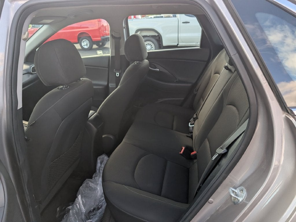 2020 Hyundai Elantra GT Base