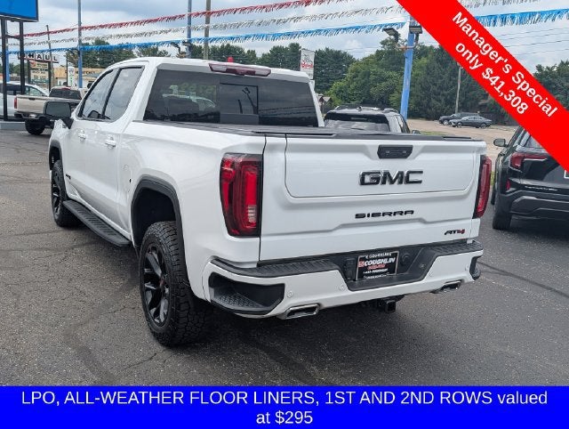 2024 GMC Sierra 1500 AT4
