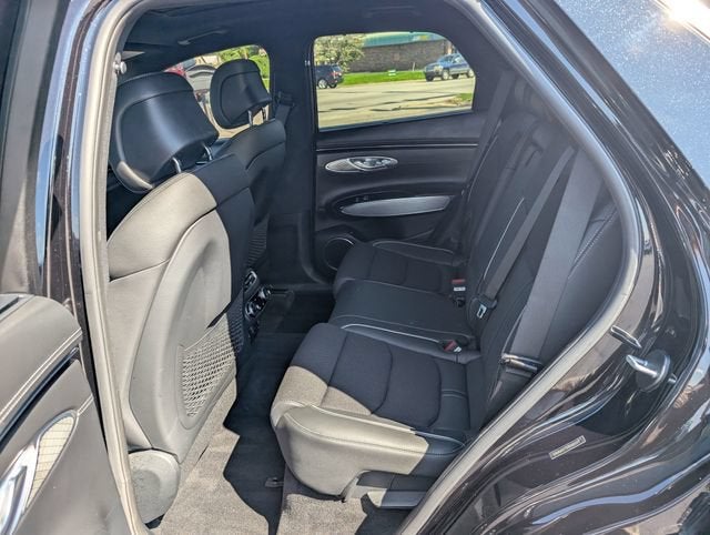 2024 Genesis GV70 2.5T