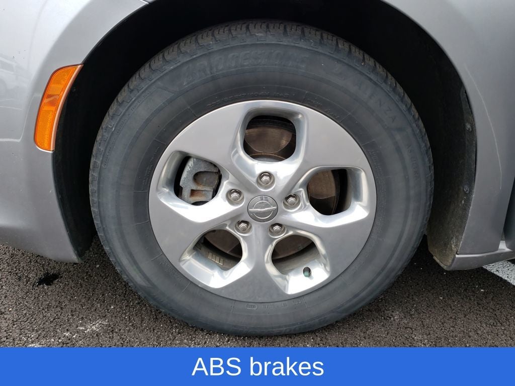 2019 Chrysler Pacifica Hybrid Touring L