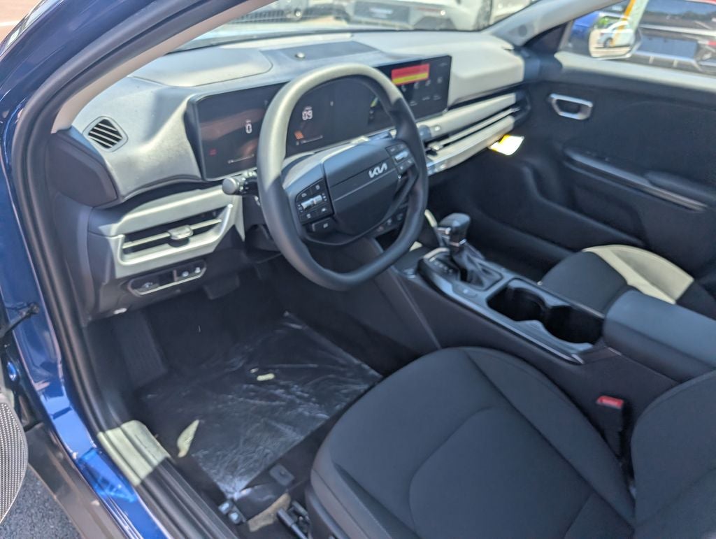 2026 Kia K4 LX