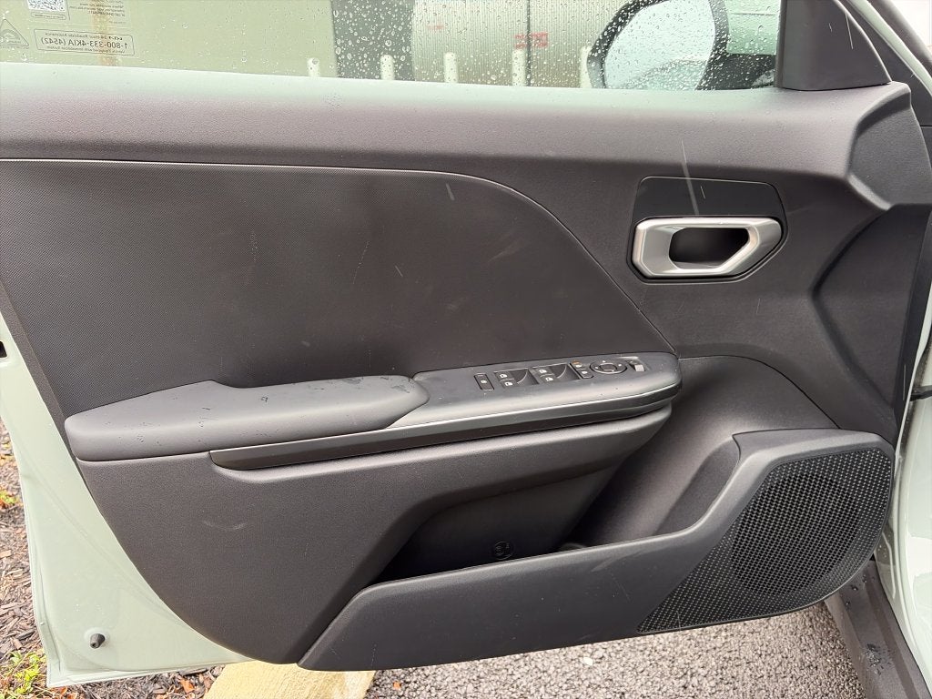 2027 Kia K4 LXS