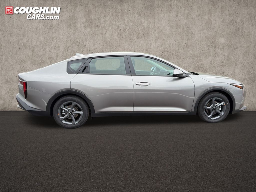 2026 Kia K4 LX