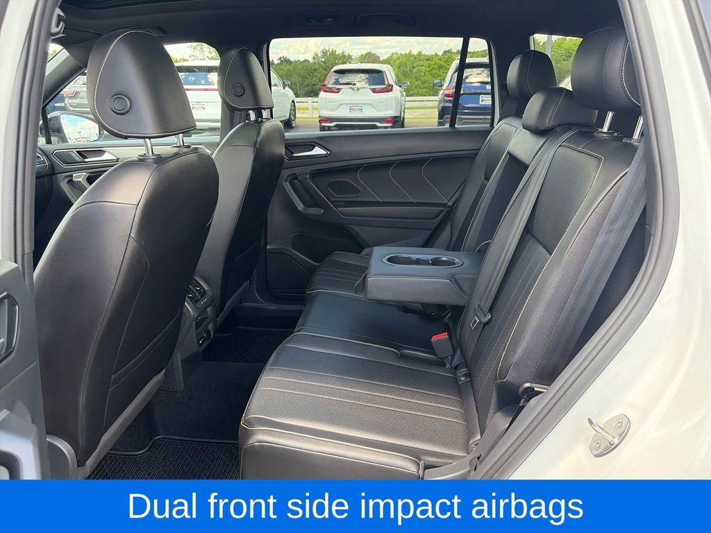 2022 Volkswagen Tiguan SE R-Line Black