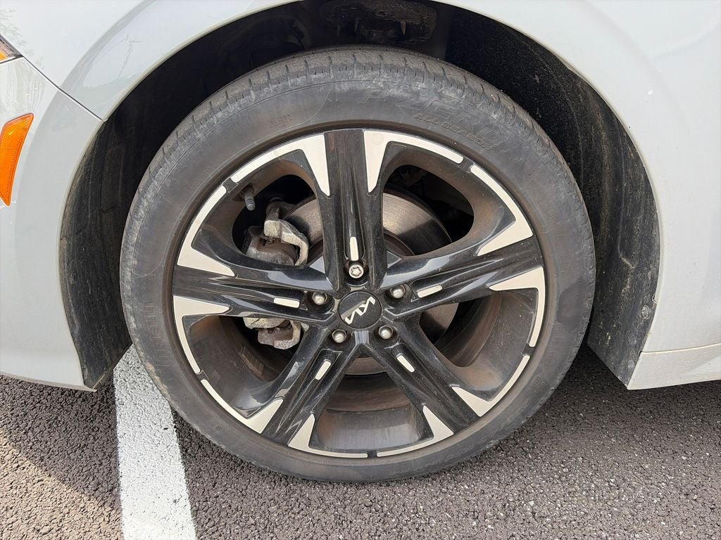 2024 Kia K5 GT-Line