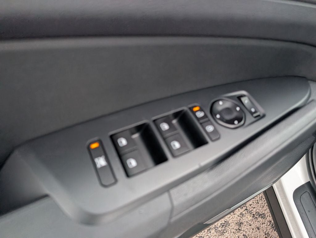 2027 Kia Sportage Hybrid LX