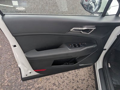 2027 Kia Sportage Hybrid LX