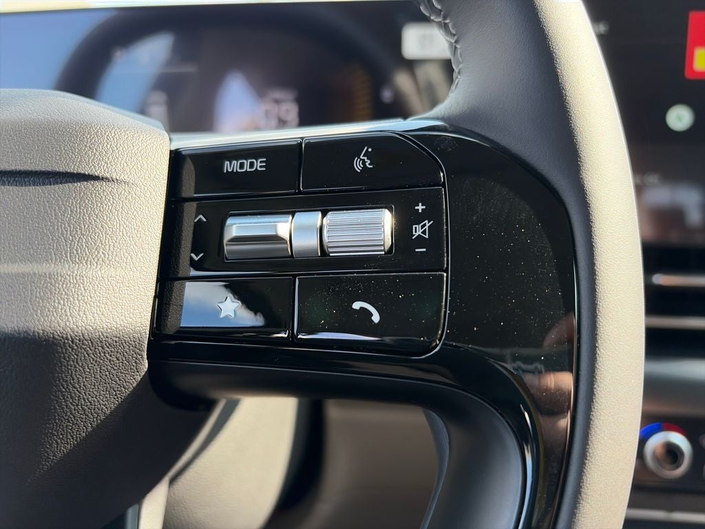 2027 Kia Carnival LXS