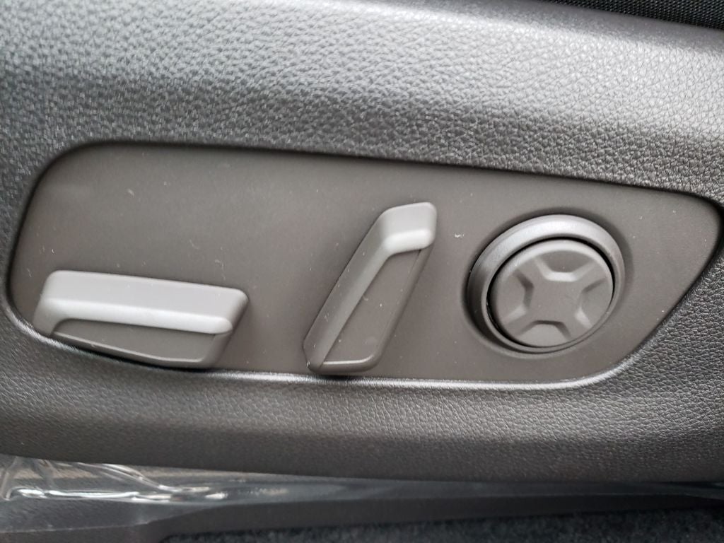 2026 Kia Carnival Base