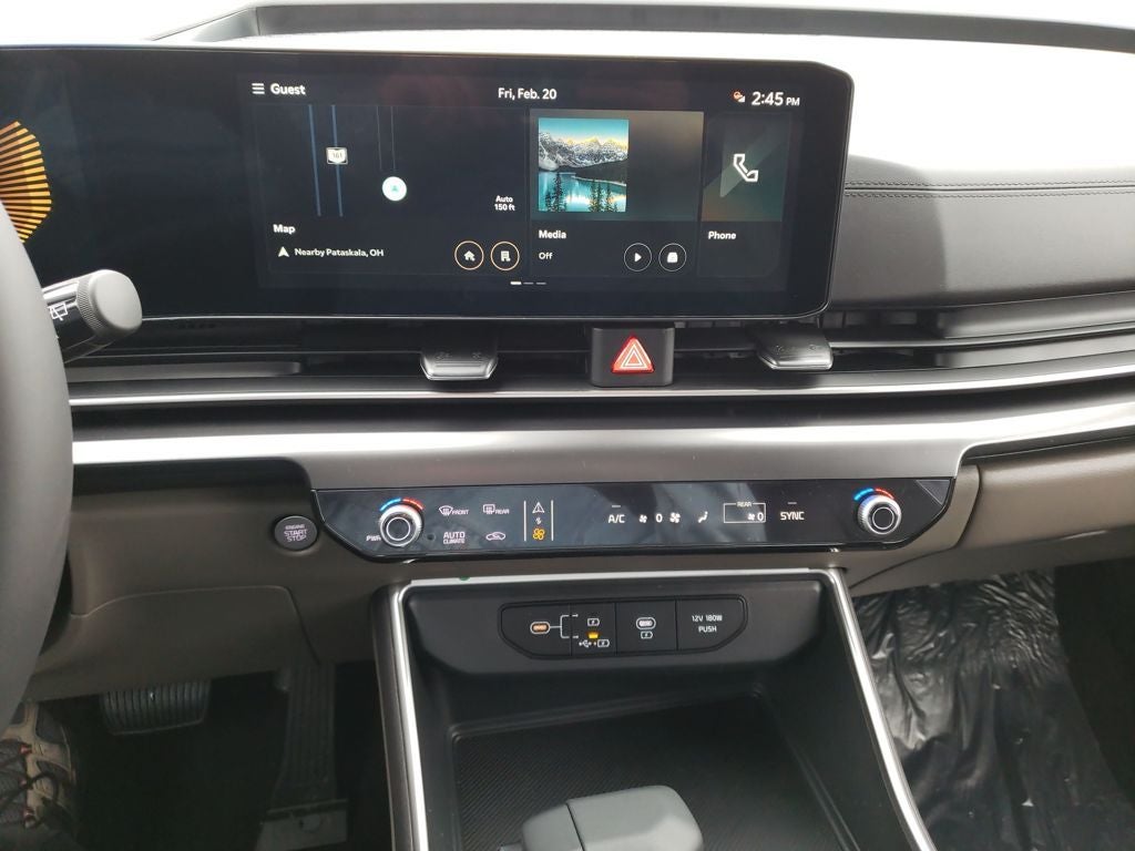 2026 Kia Carnival Base