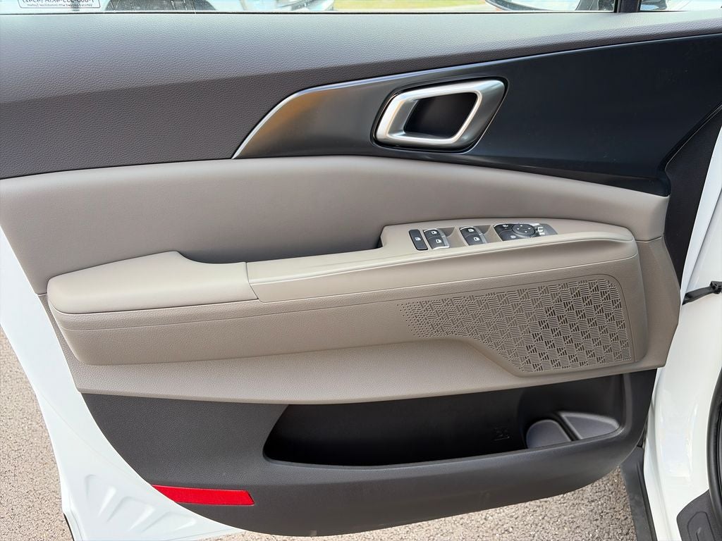 2027 Kia Carnival LXS