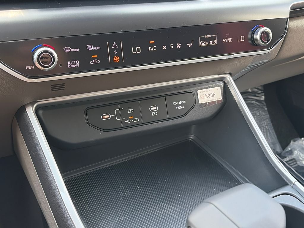 2026 Kia Carnival LXS