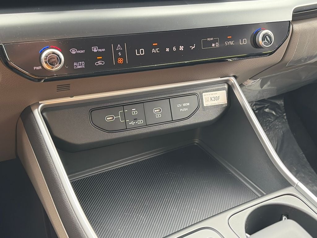 2026 Kia Carnival LXS