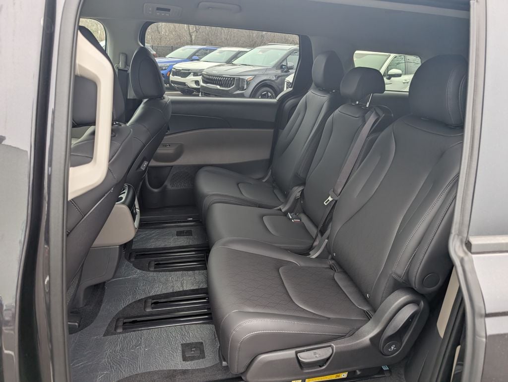 2026 Kia Carnival LXS