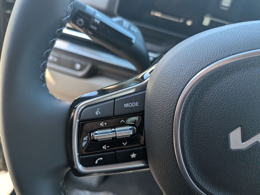 2026 Kia Carnival LXS