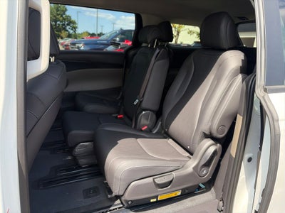 2027 Kia Carnival LXS