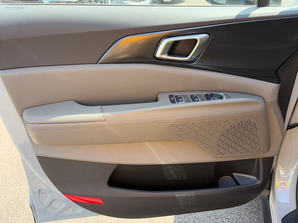 2027 Kia Carnival LXS