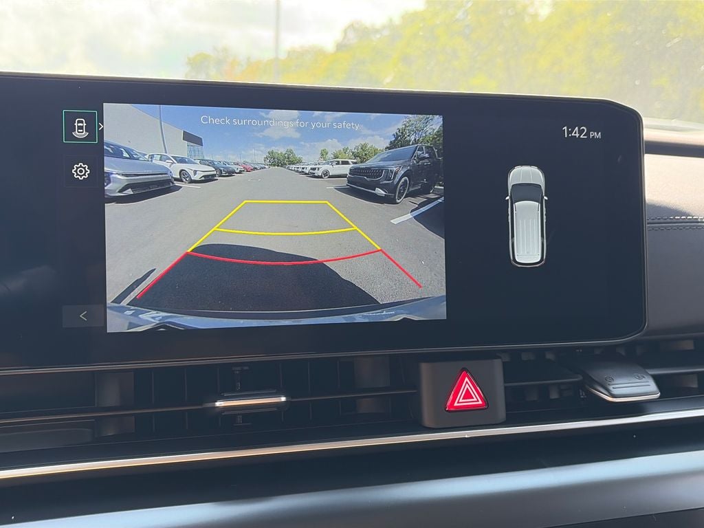 2027 Kia Carnival LXS