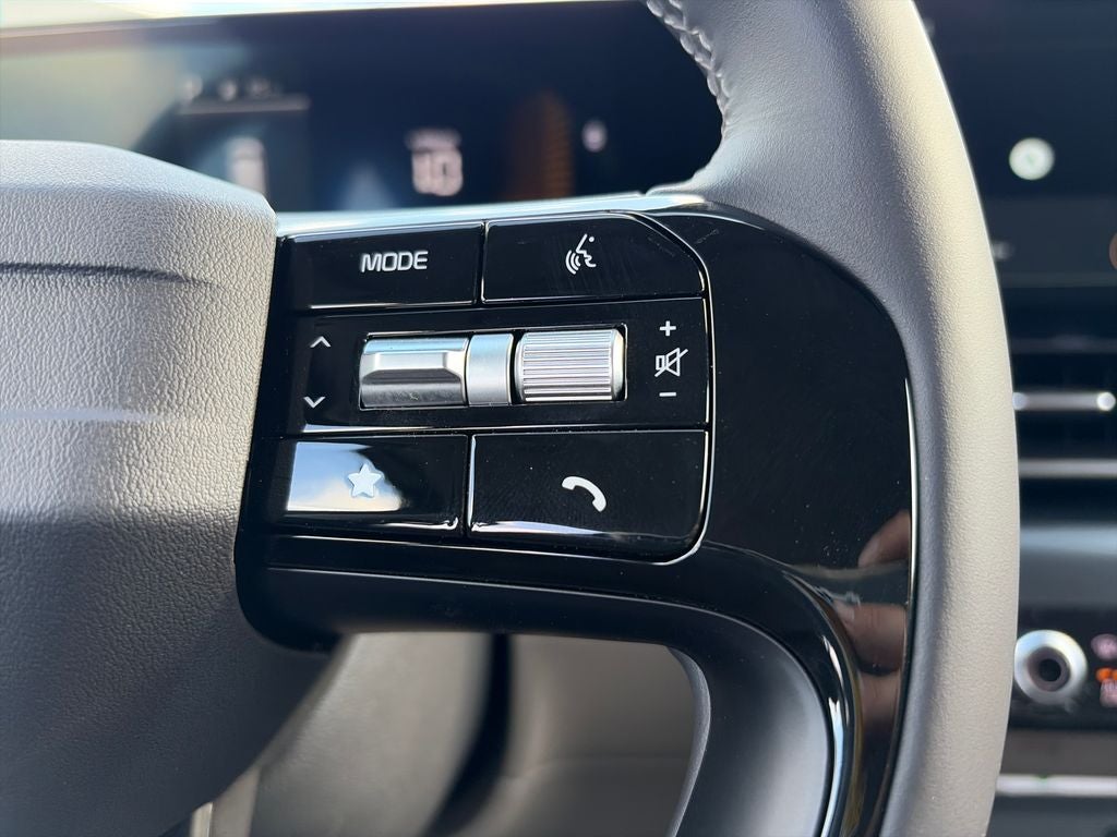 2027 Kia Carnival LXS