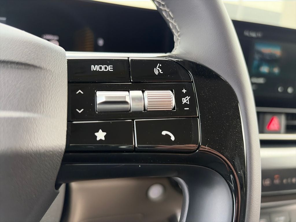 2027 Kia Carnival LXS