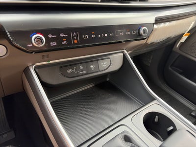 2027 Kia Carnival LXS