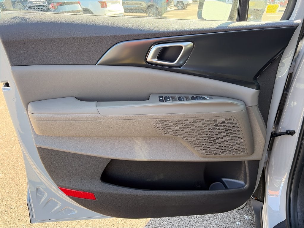 2027 Kia Carnival Hybrid LXS