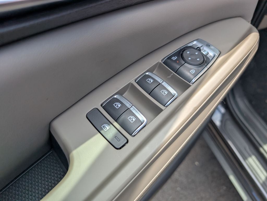 2027 Kia Carnival EX